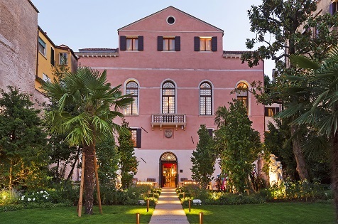 Palazzo Venart In Venice Exudes Palatial Michelin Opulency
